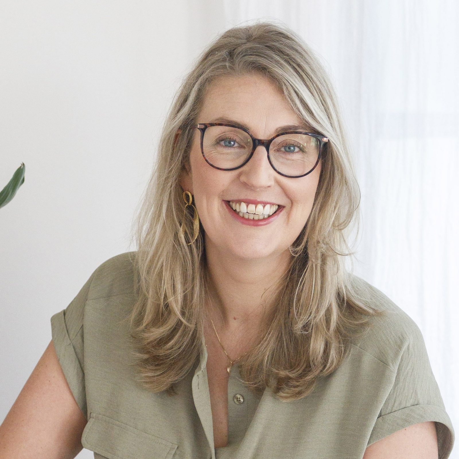 Portret van Els Reeuwijk, strateeg en eigenaar van Momentum Advies